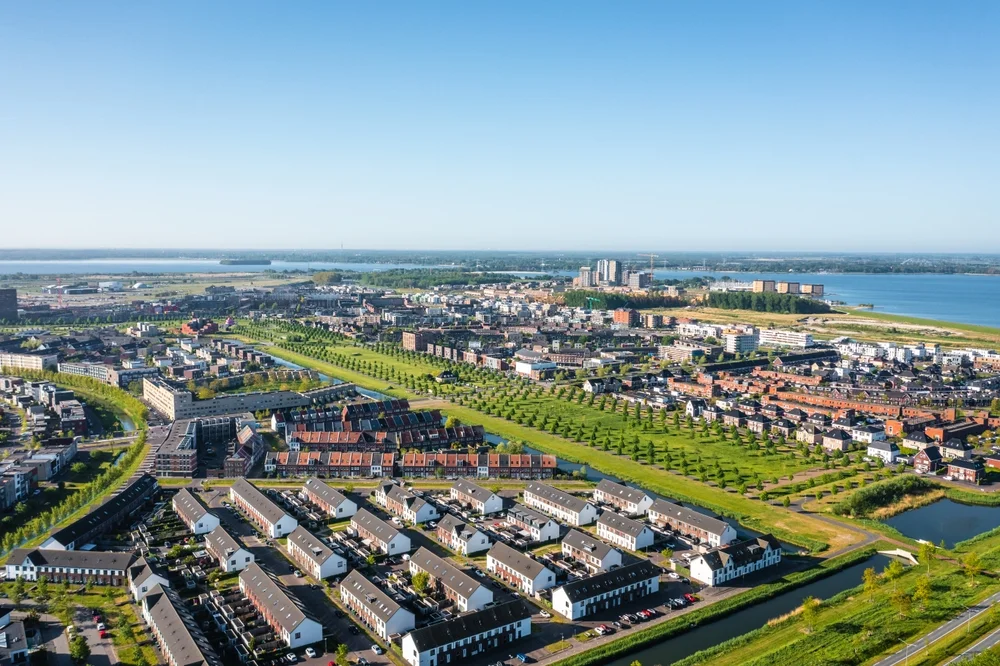 Dit is een foto van het werkgebied in Amsterdam waar Glasvezelbehang Amsterdam werkzaam is.